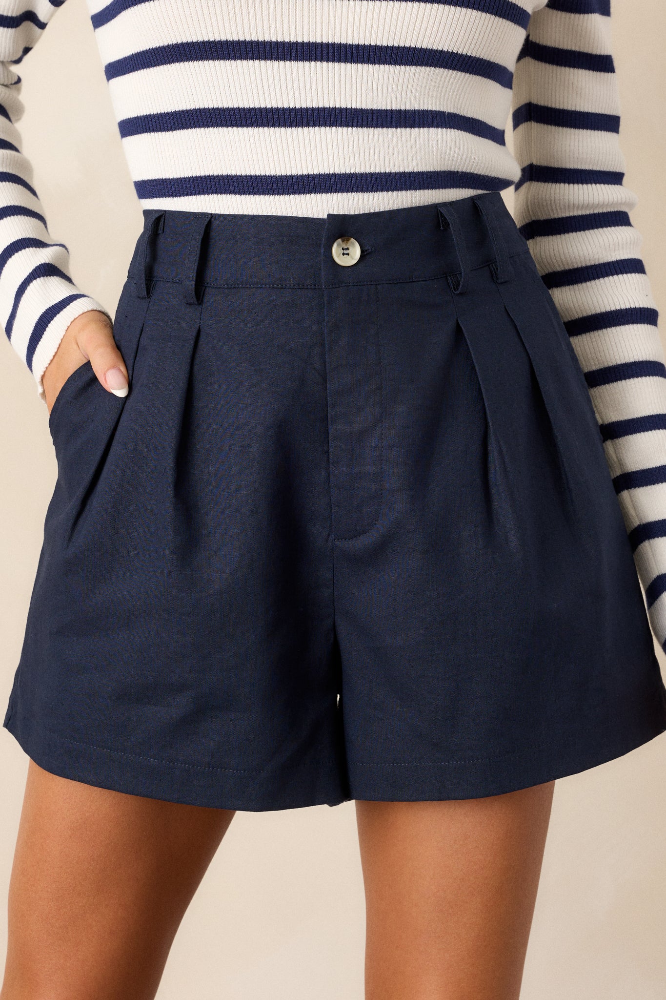 Echoes Of Dreams Navy Pleated Linen Shorts - Image 2