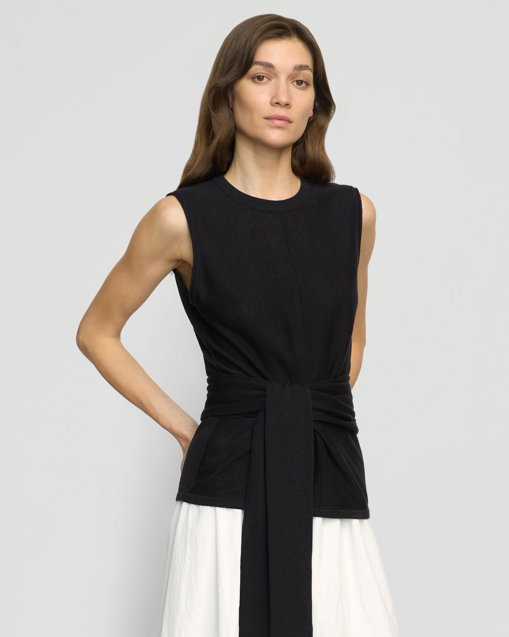 Rois Tie-Front Linen-Cotton Top - Image 2