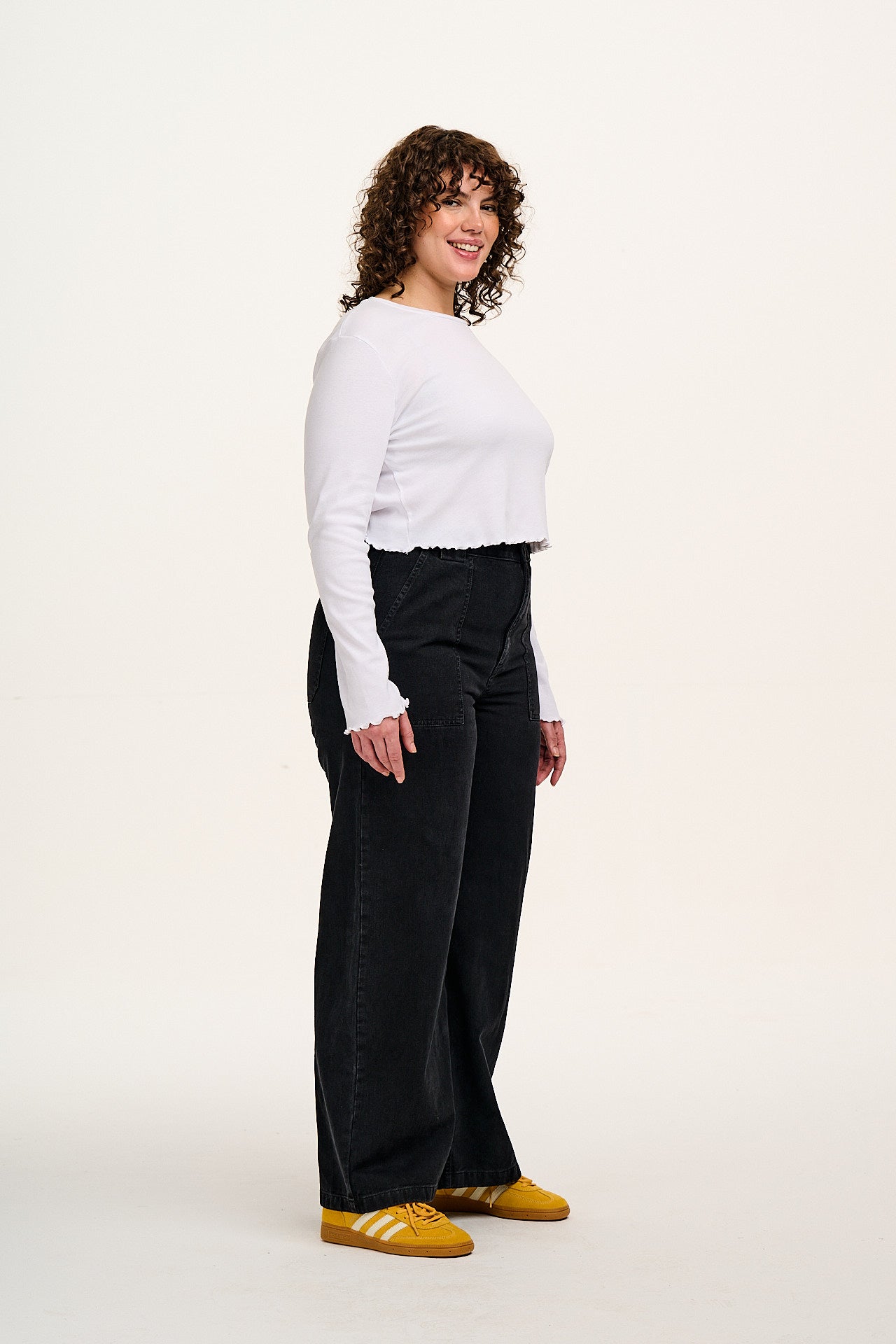 Delores - Wide Leg Denim Jeans Washed Black - Image 9