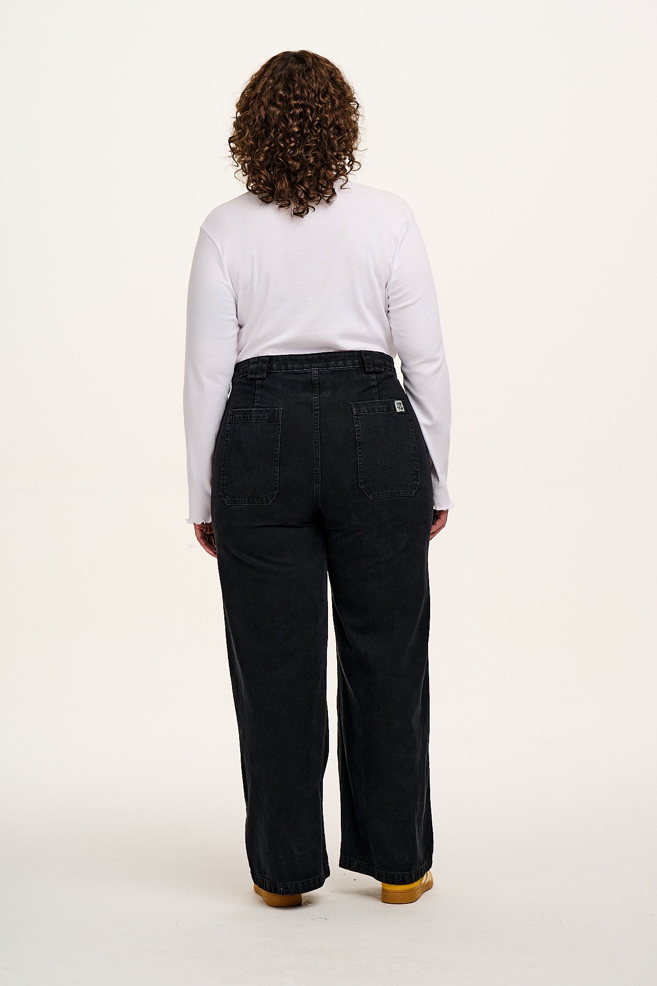 Delores - Wide Leg Denim Jeans Washed Black - Image 10