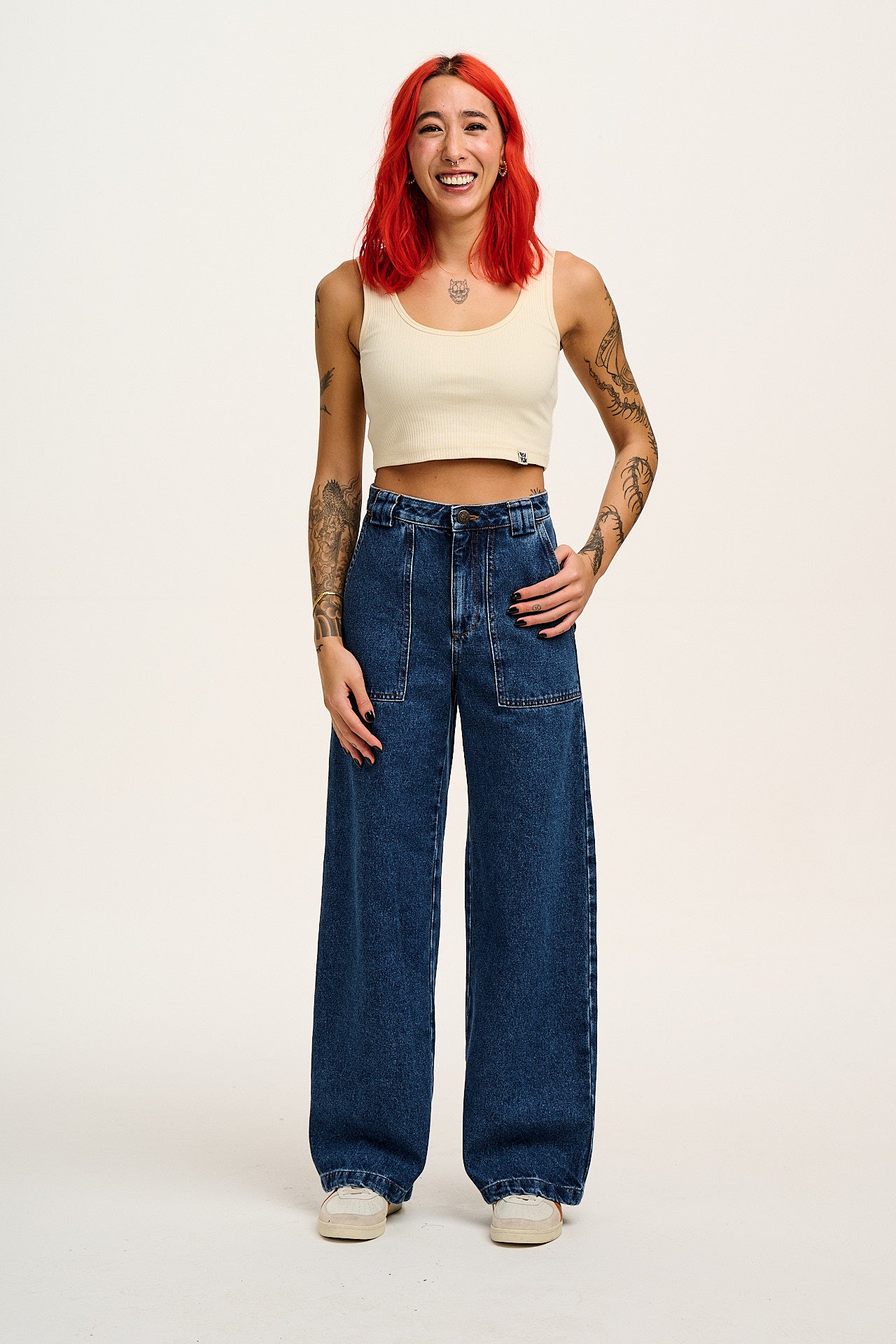 Delores - Wide Leg Denim Jeans in Mid Wash Blue - Image 5