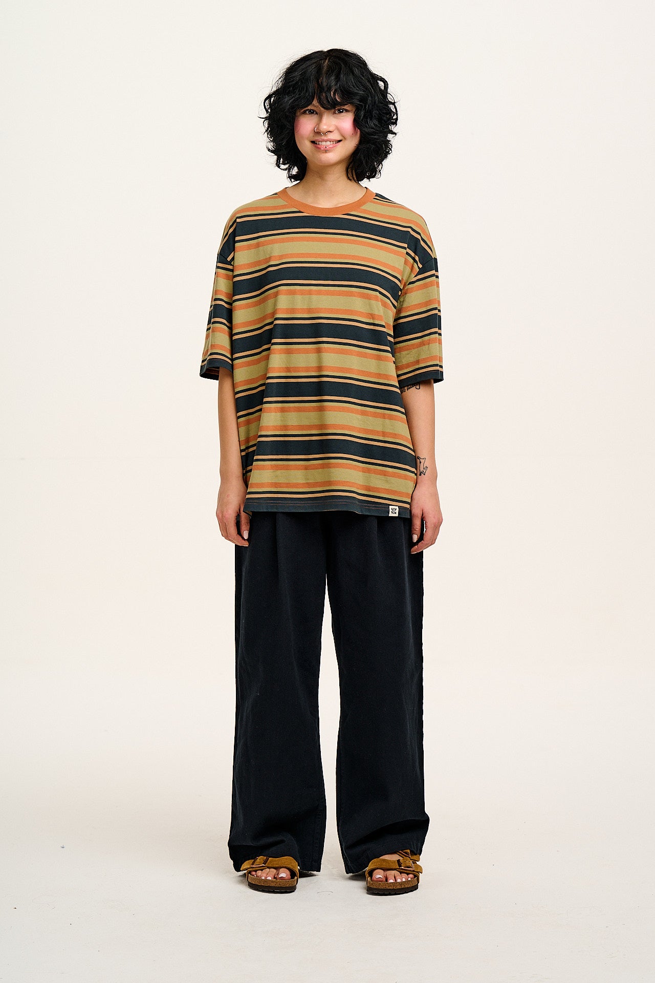 Cole - Wide Leg Denim Jeans in Black - Image 8