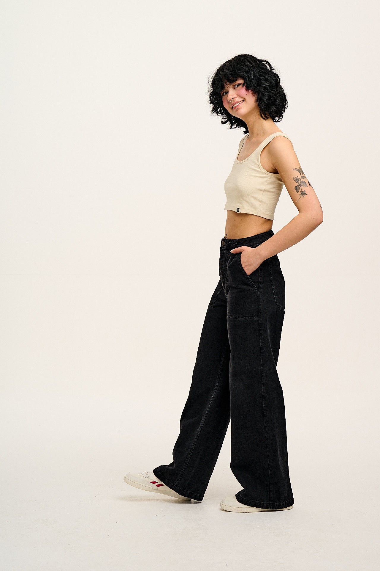 Delores - Wide Leg Denim Jeans Washed Black - Image 8