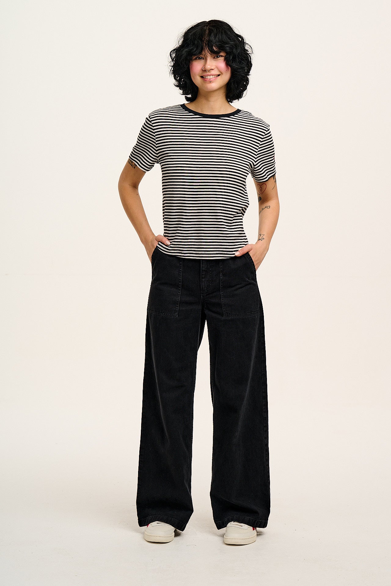 Delores - Wide Leg Denim Jeans Washed Black - Image 11