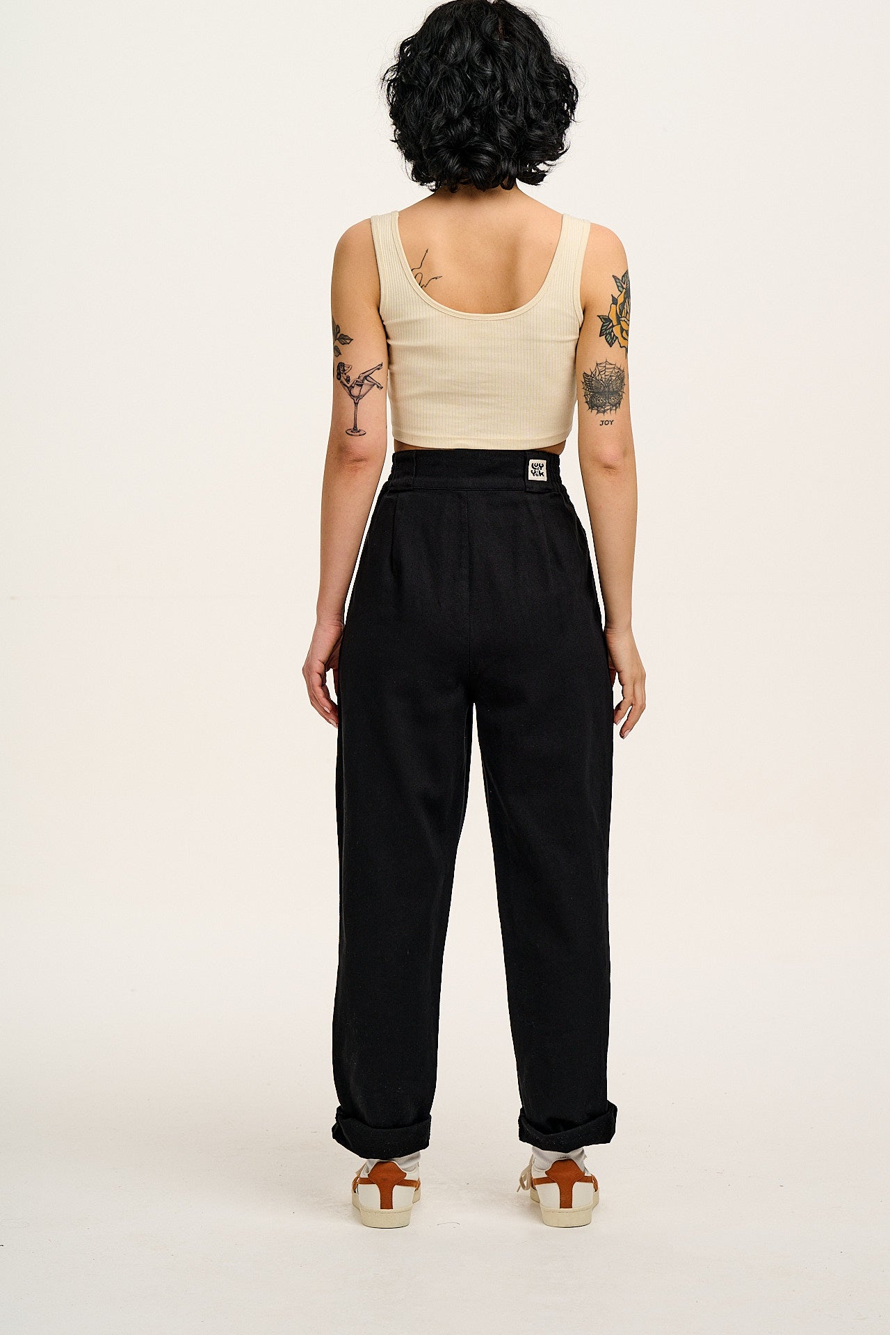 Addison - Cotton Jeans in Black - Image 5