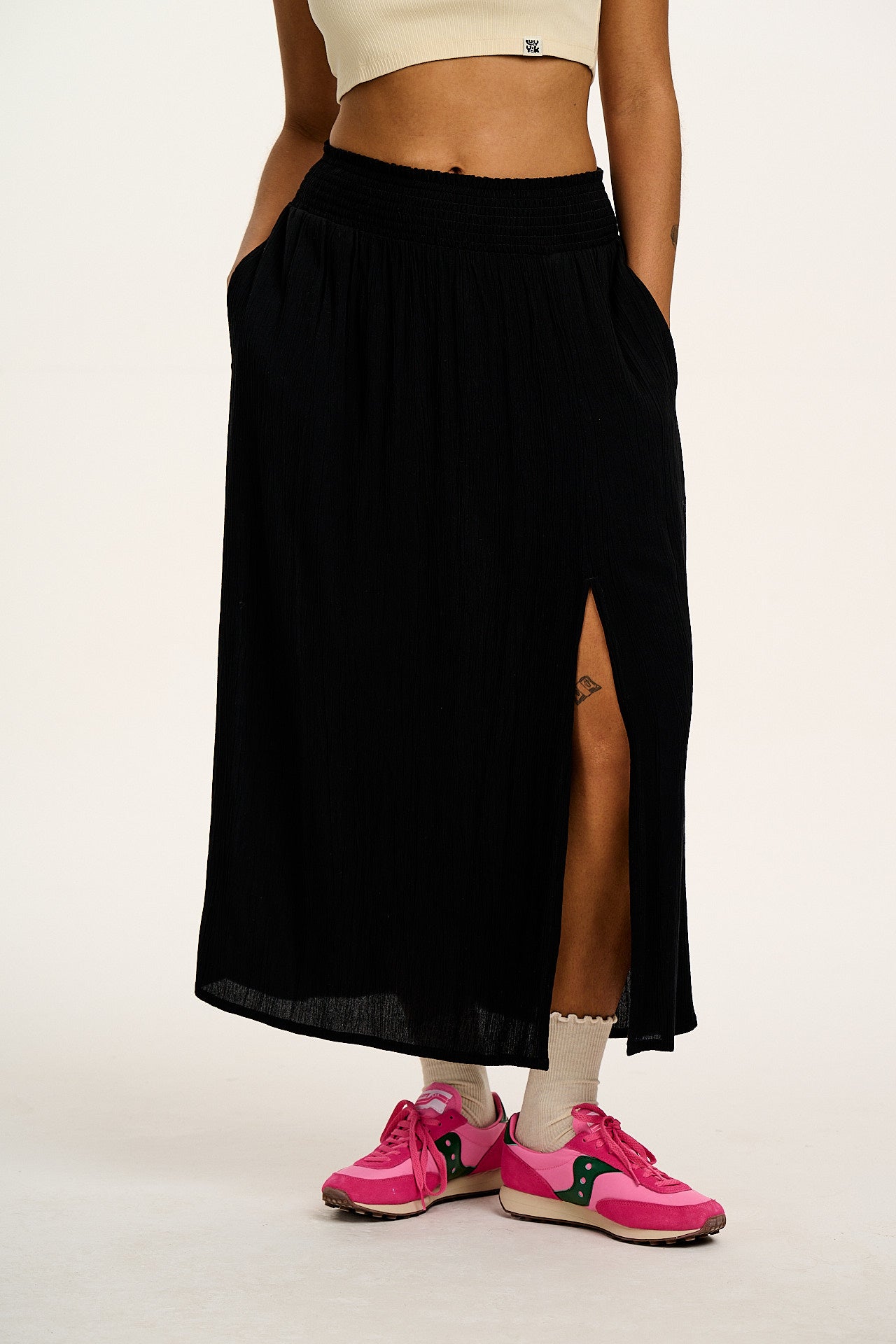 Poppy - Elasticated Waist Skirt in Black - Image 2