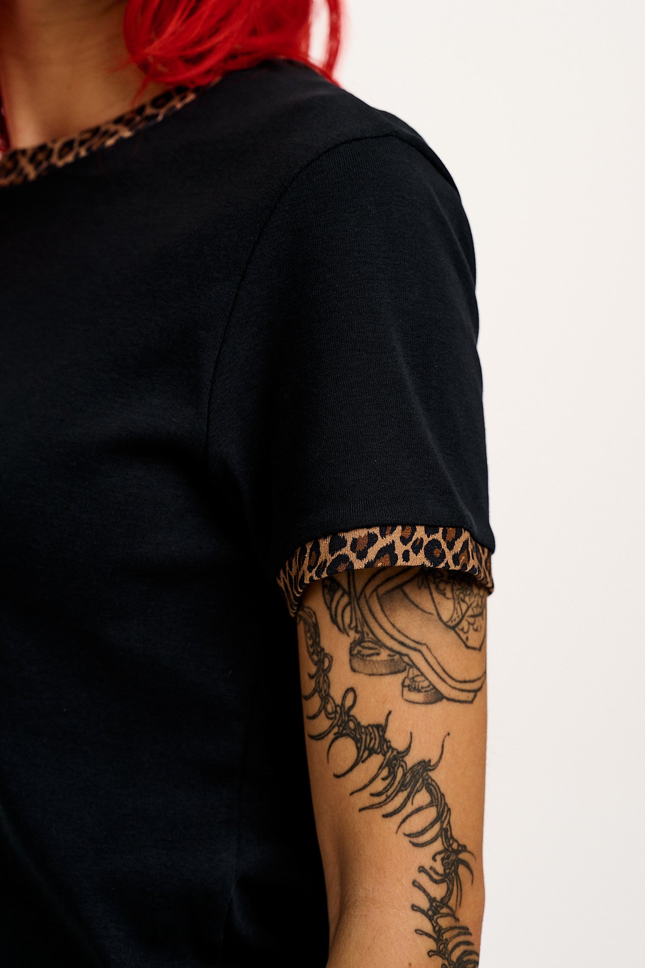 Maya - Cotton Tee in Black Leopard Print - Image 7