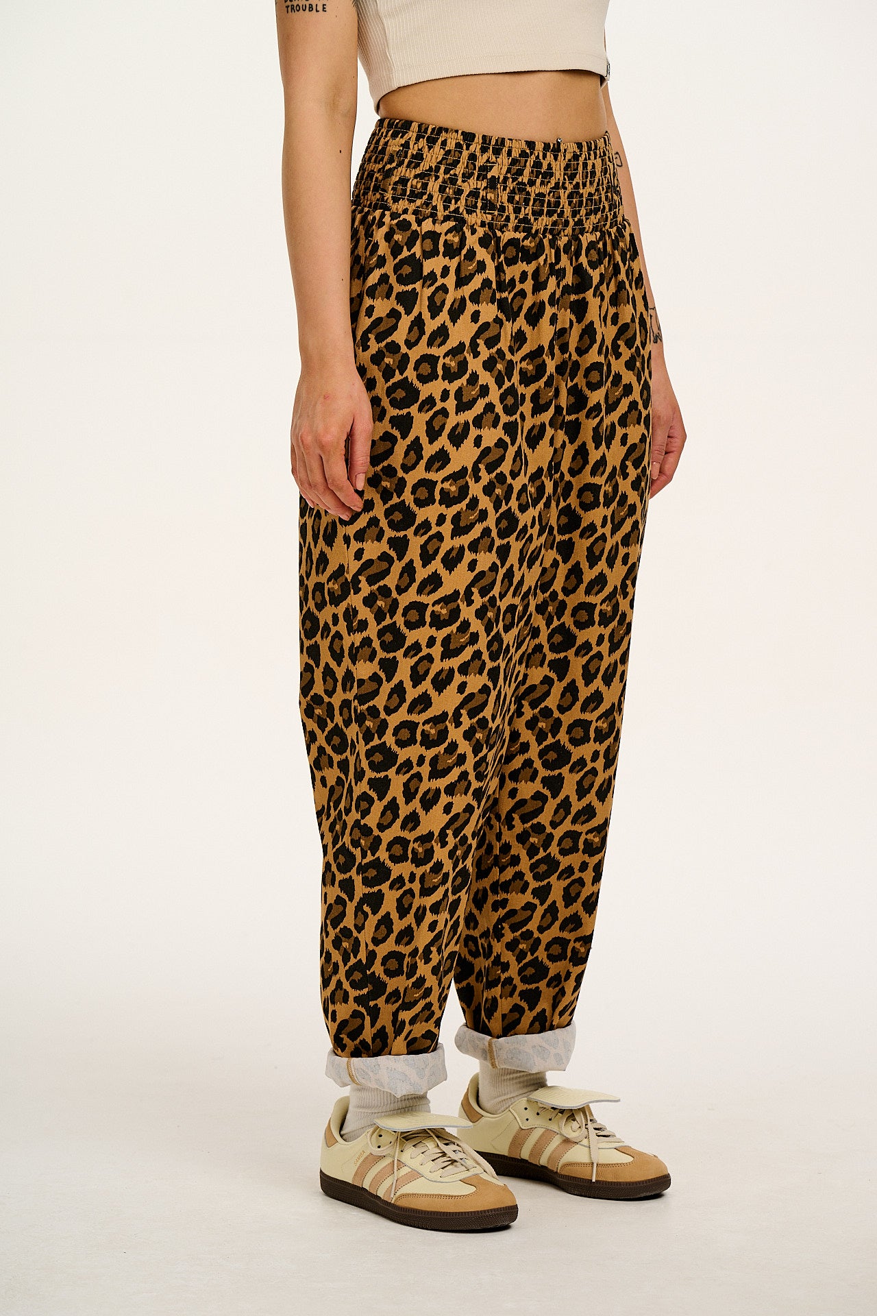 Alexa - Cotton Trousers in Leopard Print - Image 3