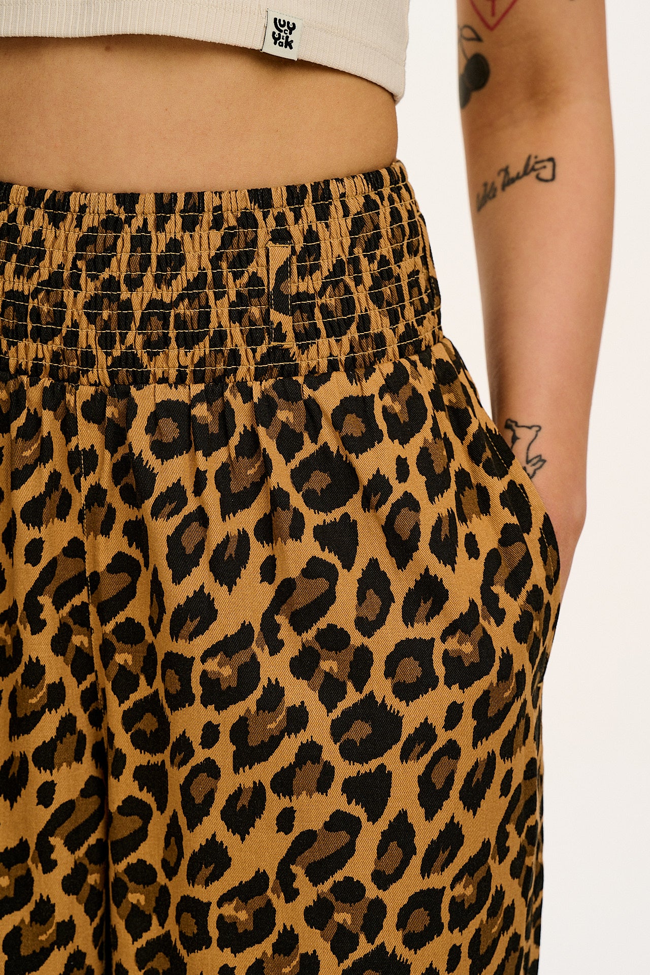Alexa - Cotton Trousers in Leopard Print - Image 5