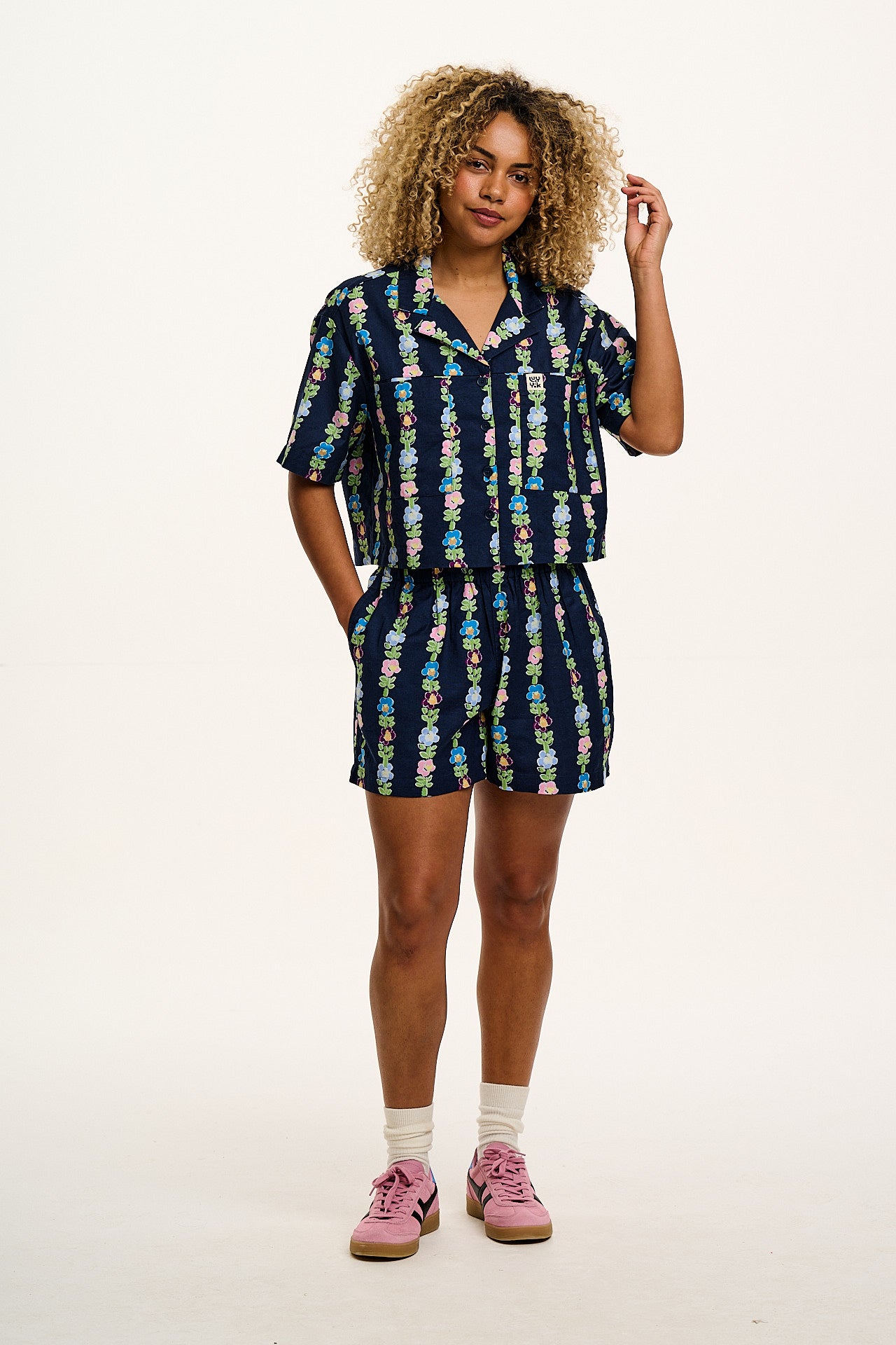 Alfie - Cotton & Linen Shirt in Navy Island Bloom Print - Image 9