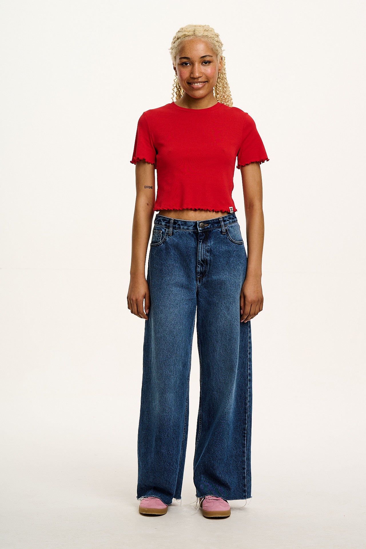 Greta - Cropped Cotton Top in Red - Image 4