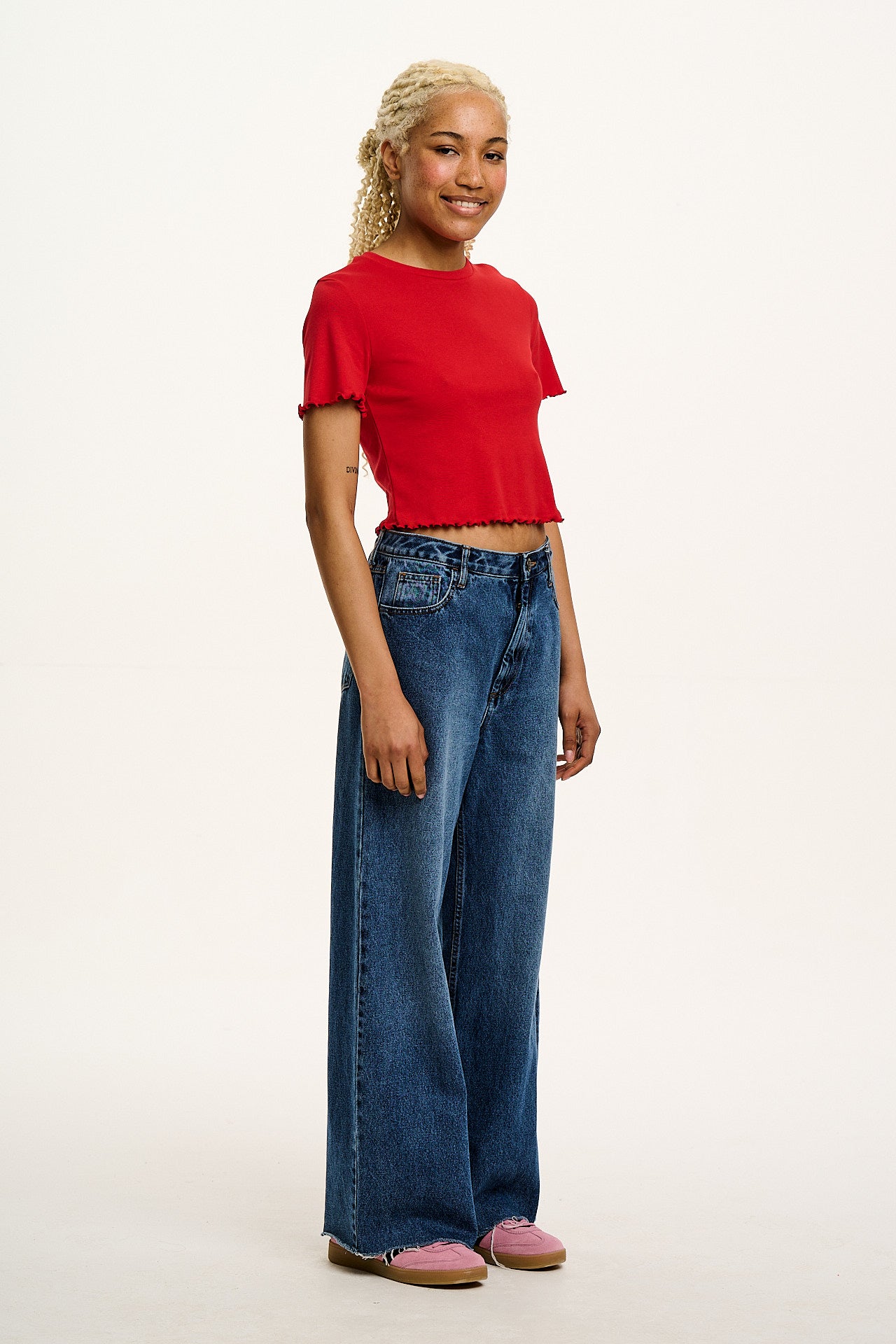 Greta - Cropped Cotton Top in Red - Image 3