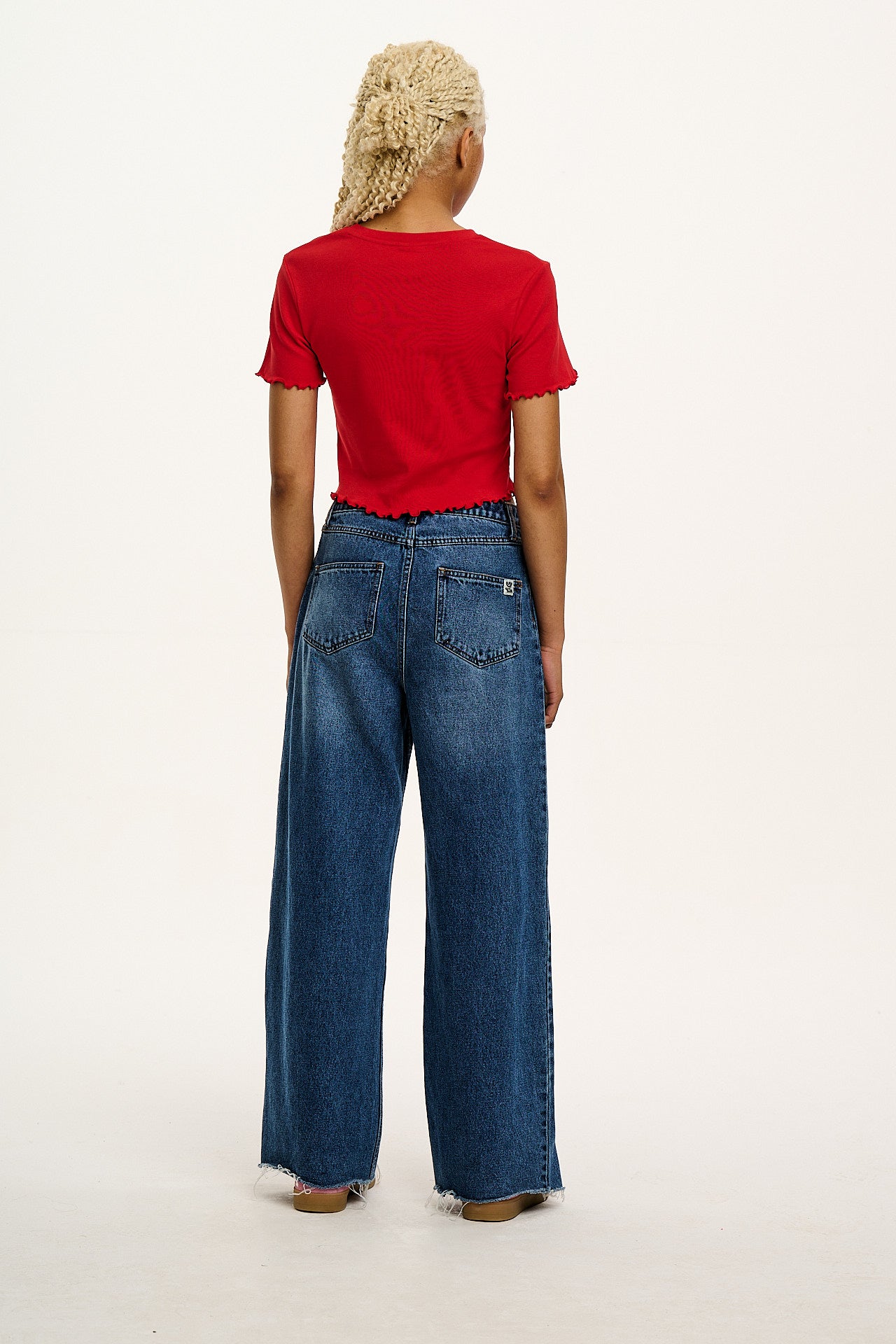 Greta - Cropped Cotton Top in Red - Image 5