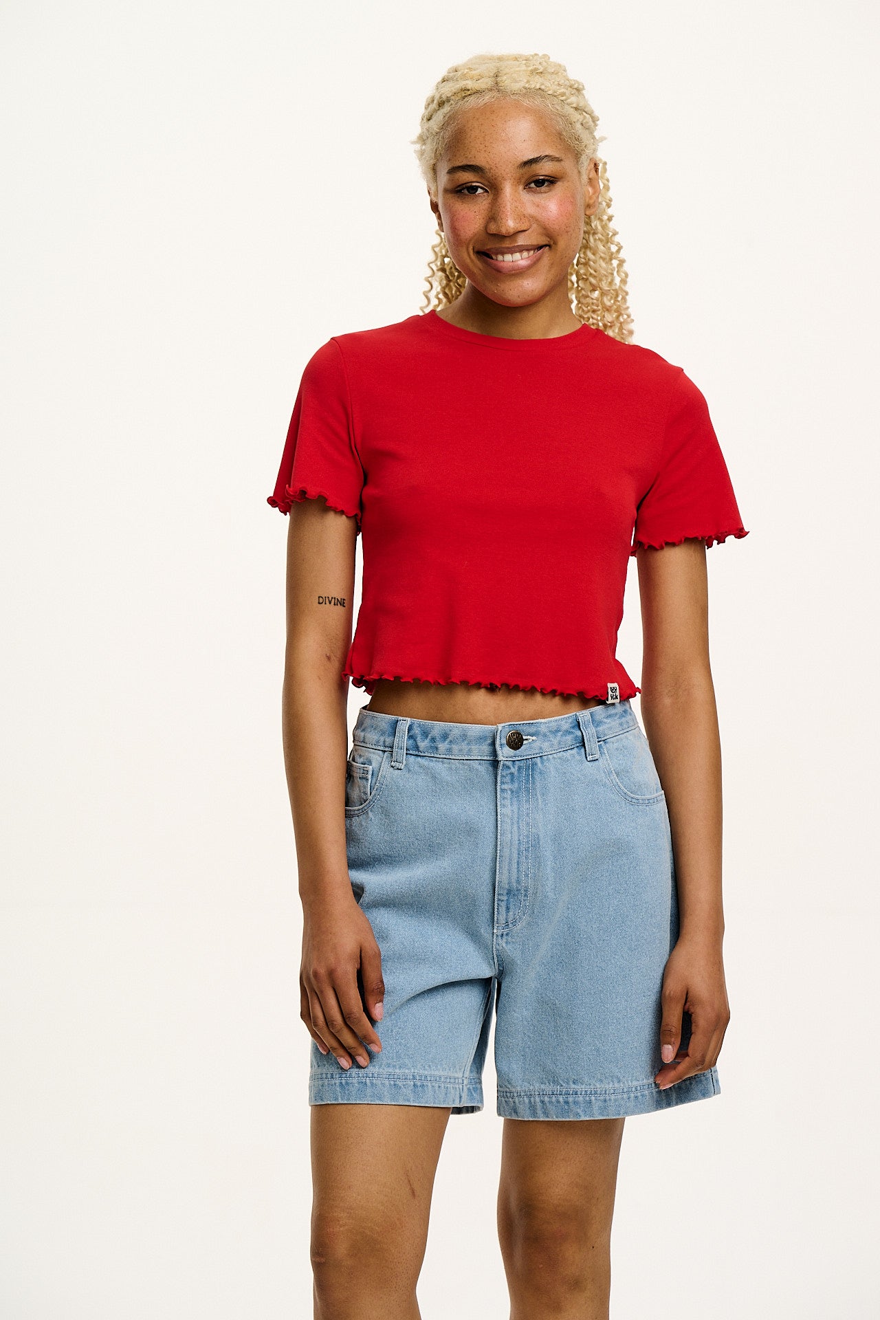 Greta - Cropped Cotton Top in Red - Image 7