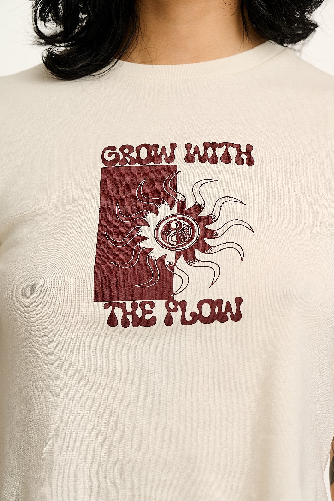 Greta - Cropped Cotton Top in Grow with the Flow Print - Image 2