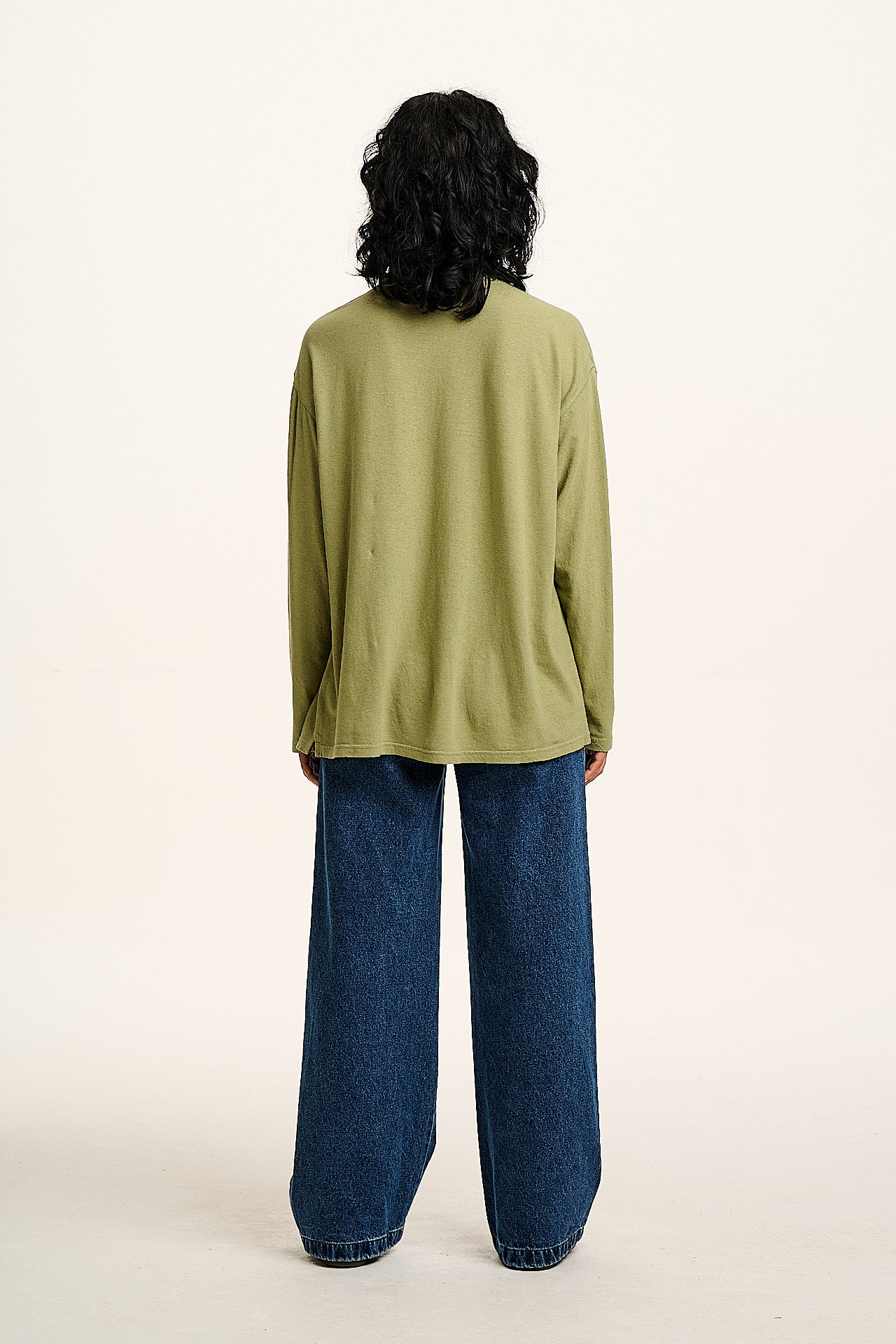 Murat - Long Sleeve Lightweight Cotton & Hemp Tee in Sage Green - Image 4
