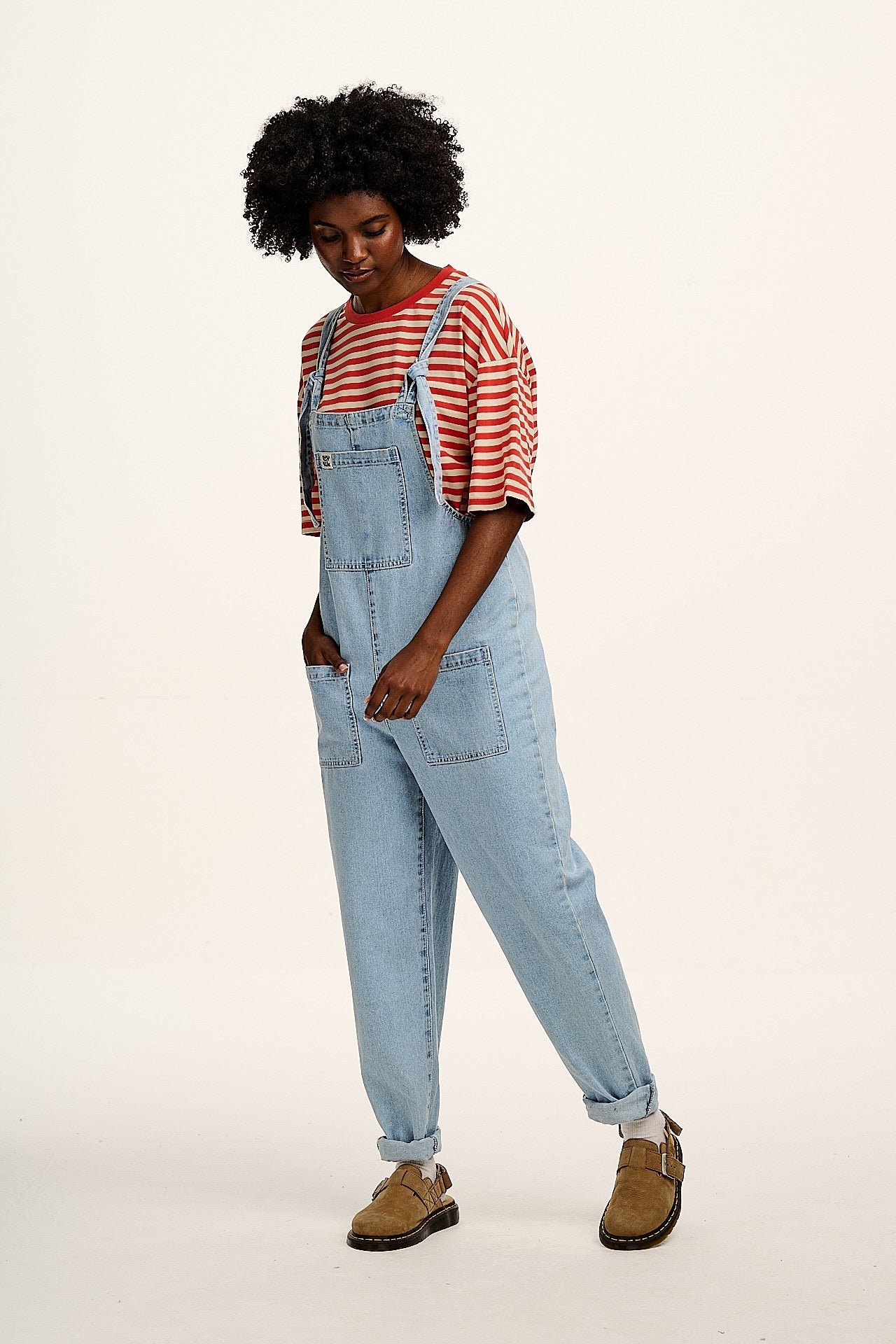 Benny - Oversized Cotton Tee in Red Stripe - Image 12