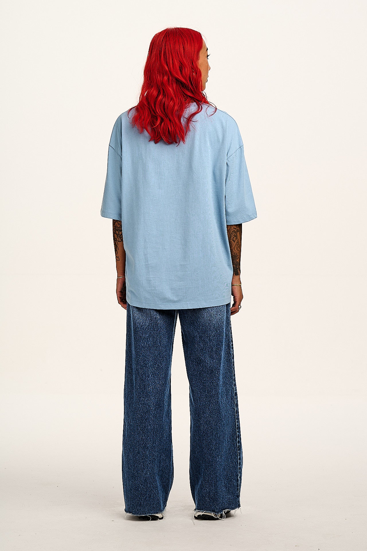 Benny - Oversized Cotton Tee in Matisse Cats Print - Image 6