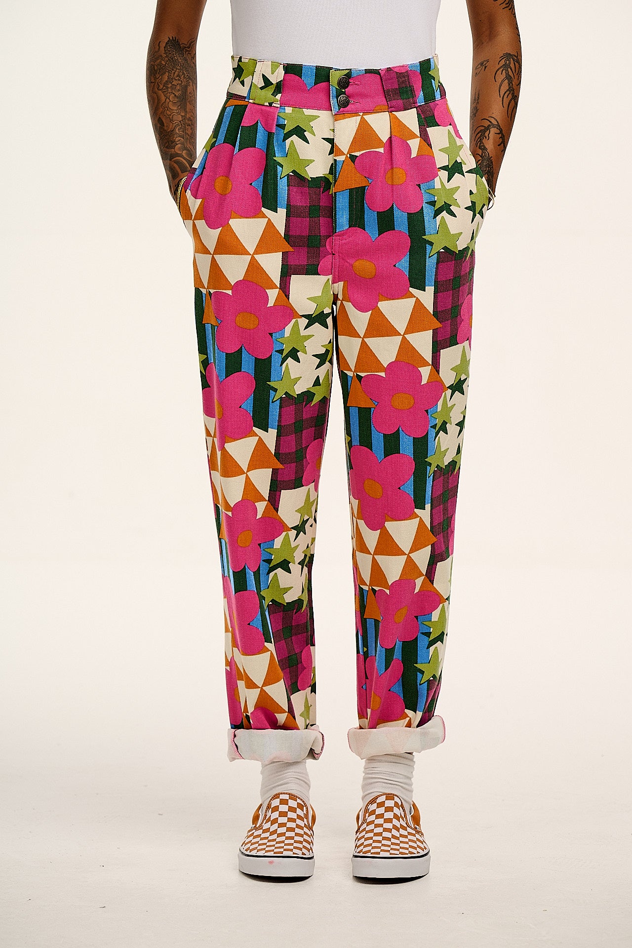 Addison - Cotton Jeans in Young at Heart Print - Image 2