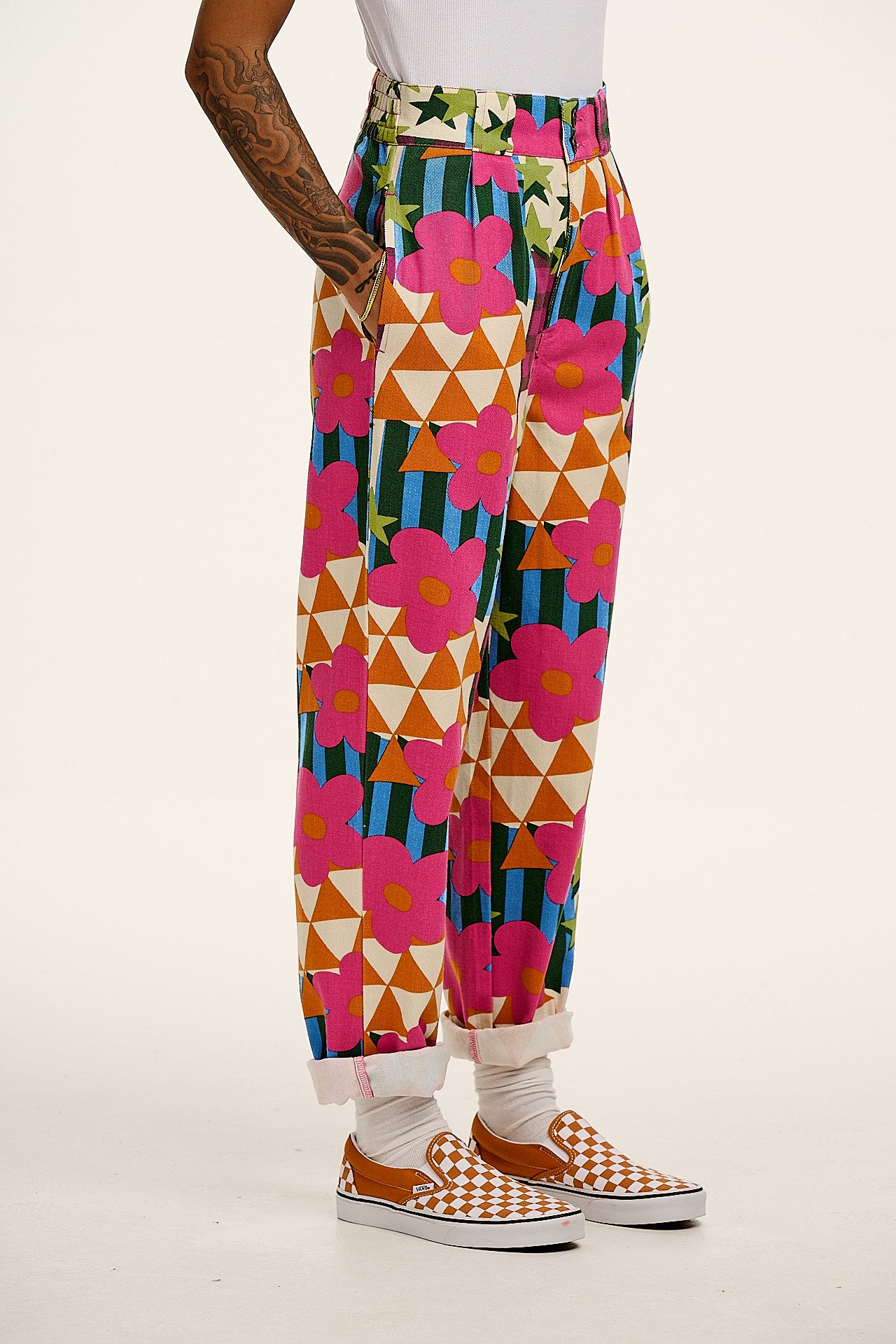 Addison - Cotton Jeans in Young at Heart Print - Image 6